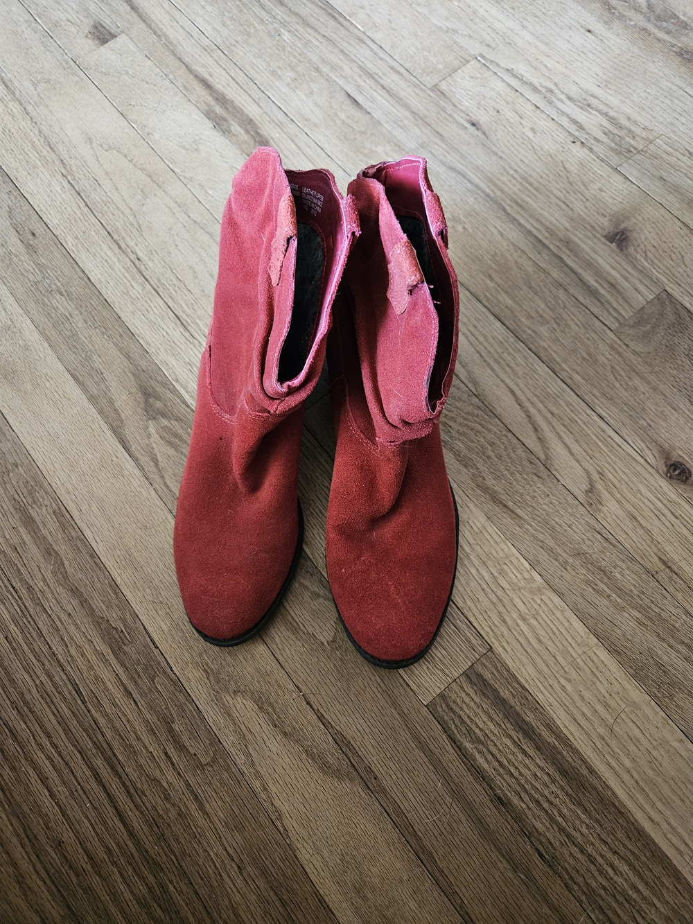 White Mountain Red Suede Ankle Boots